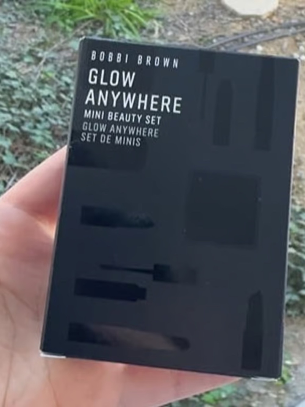 BRAND NEW Bobbi Brown Glow Anywhere Mini Beauty Set